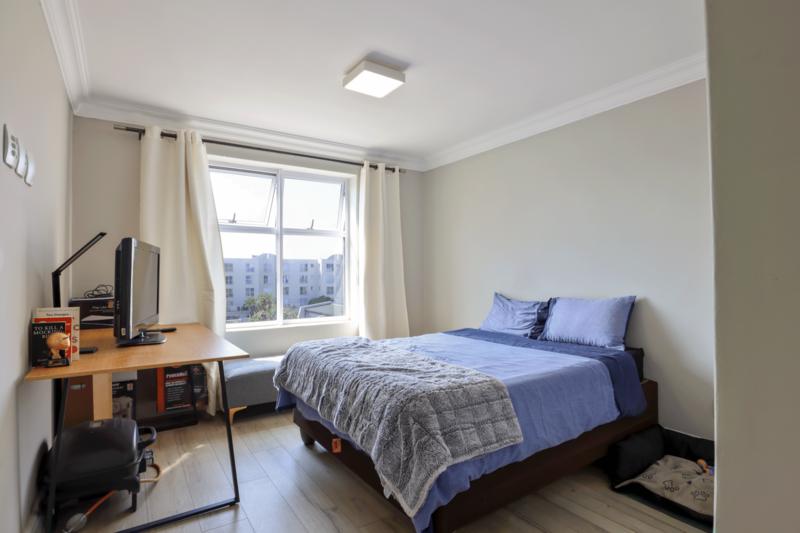 2 Bedroom Property for Sale in Bloubergstrand Western Cape